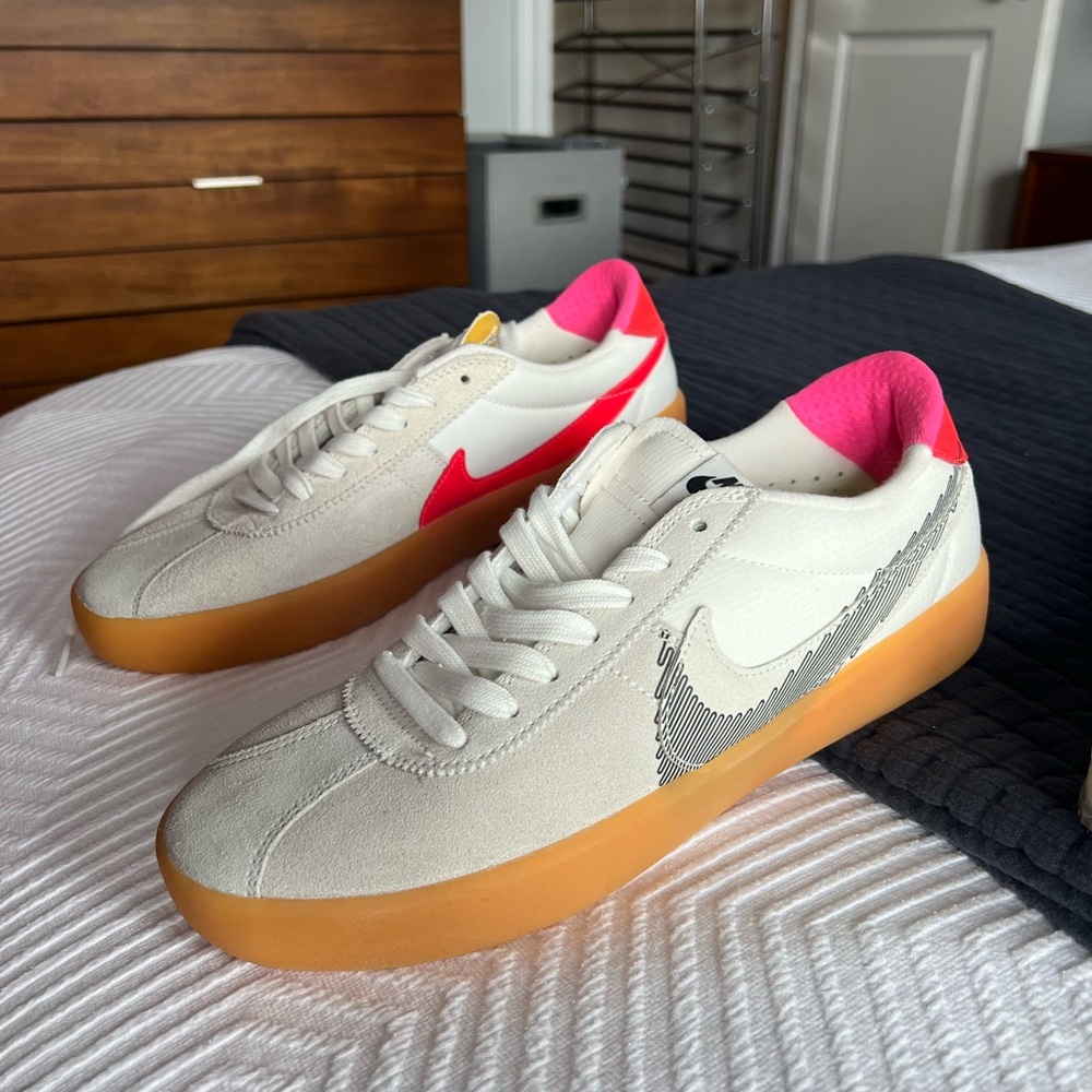 Nike SB shoes. Multi color summer shoe. Size 9